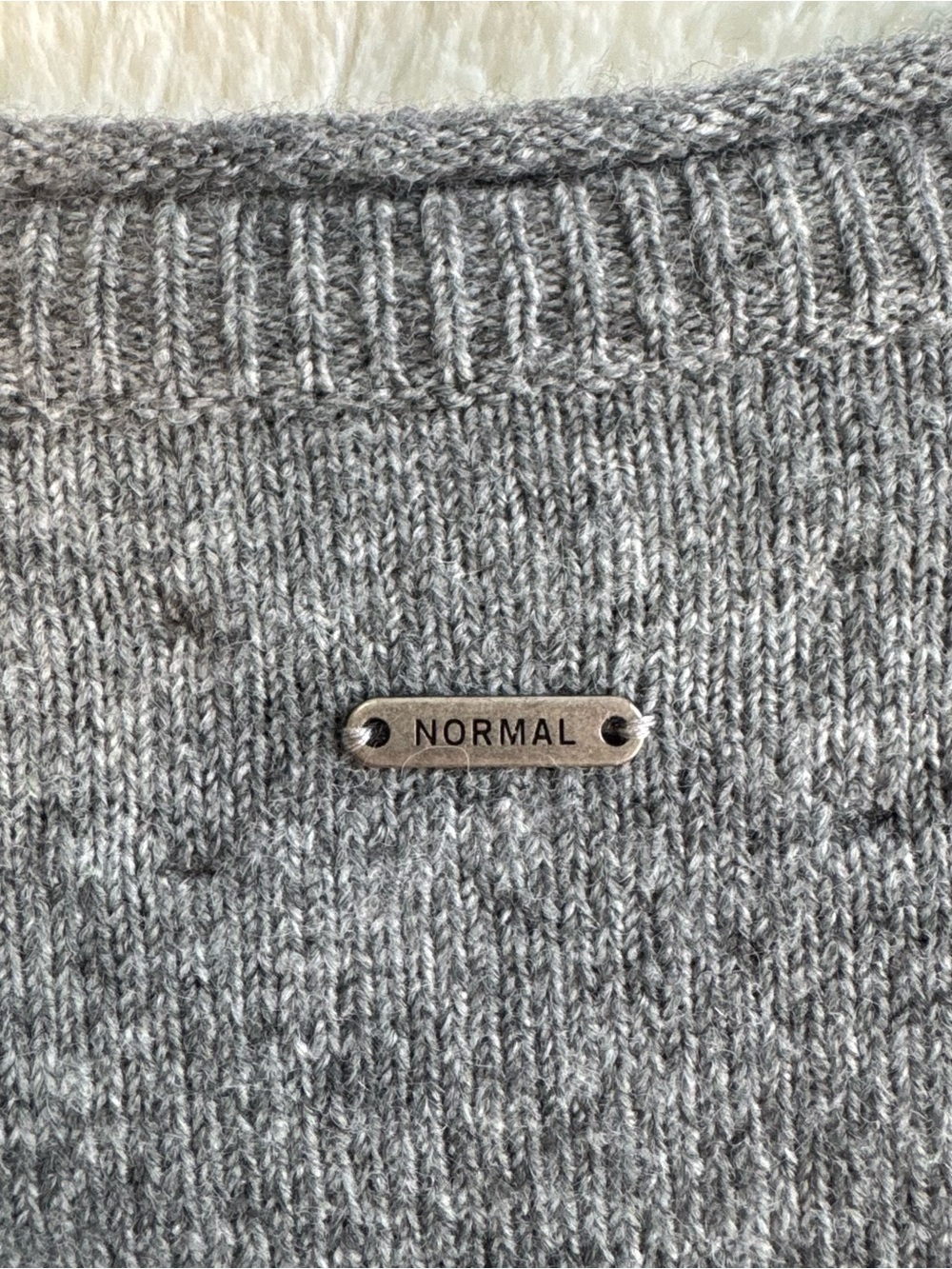 The Normal Brand Marianna Crewneck Sweater Women’s Medium Gray Oversized NEW - Picture 7 of 10